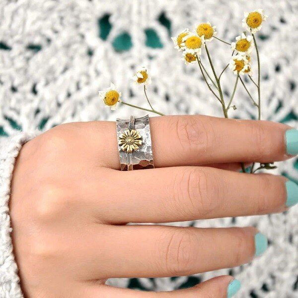 🔥 Last Day Promotion 75% OFF 🔥Sterling Silver Sunflower Spinner Ring